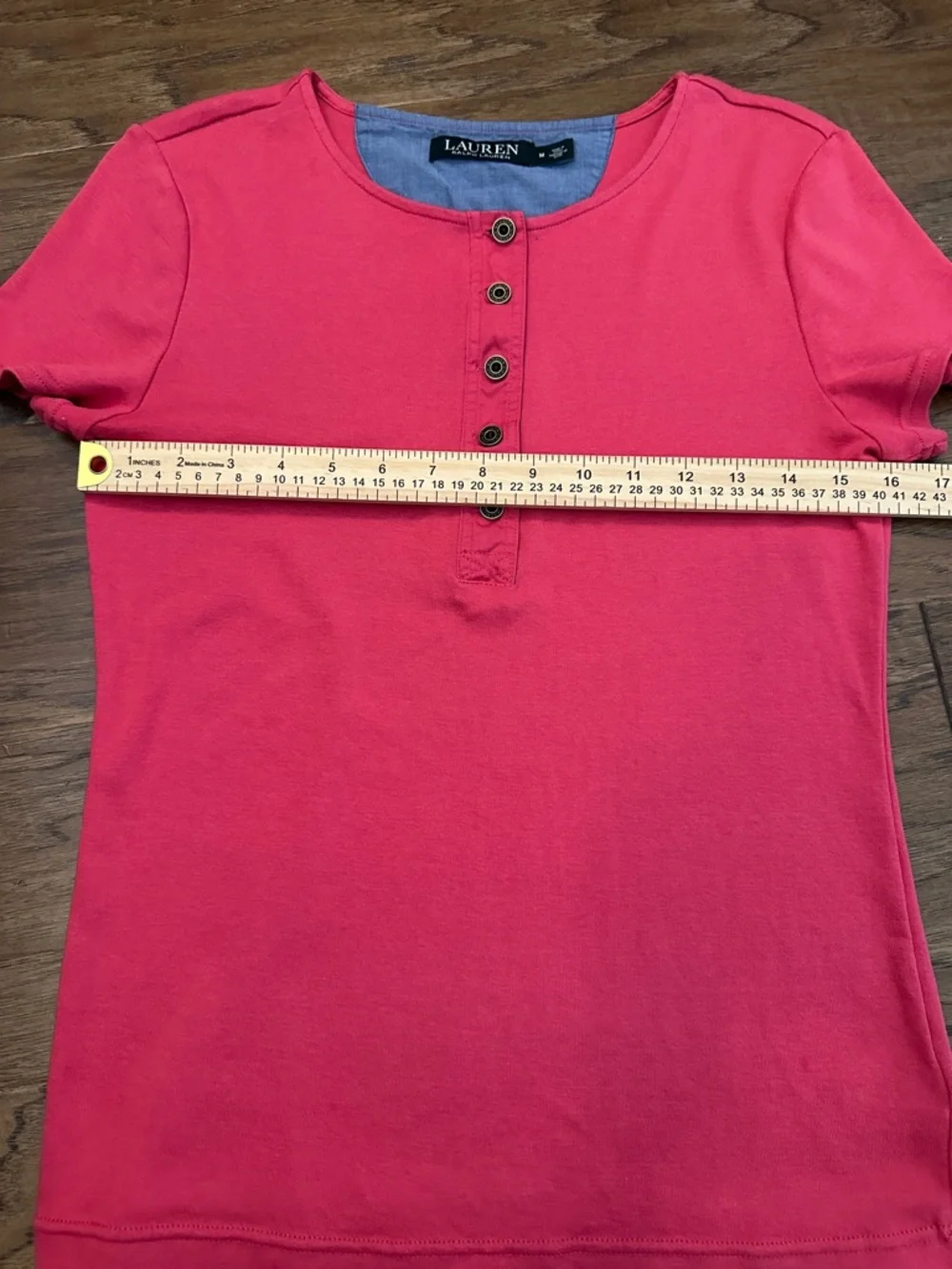 Lauren Ralph Lauren Women’s M Short Sleeve Coral Pink colorway Henley Shirt